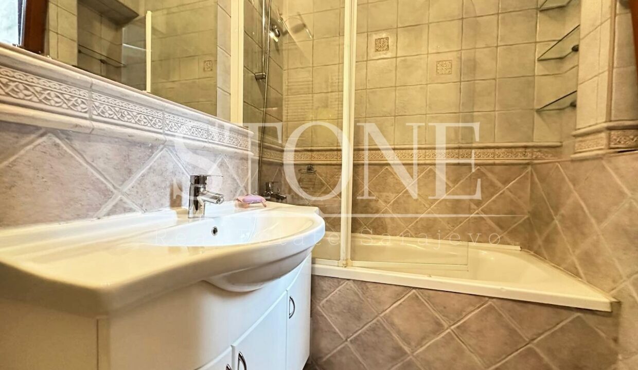 apartment_for_rent_sarajevo_center_marin_dvor_three_bedrooms_21