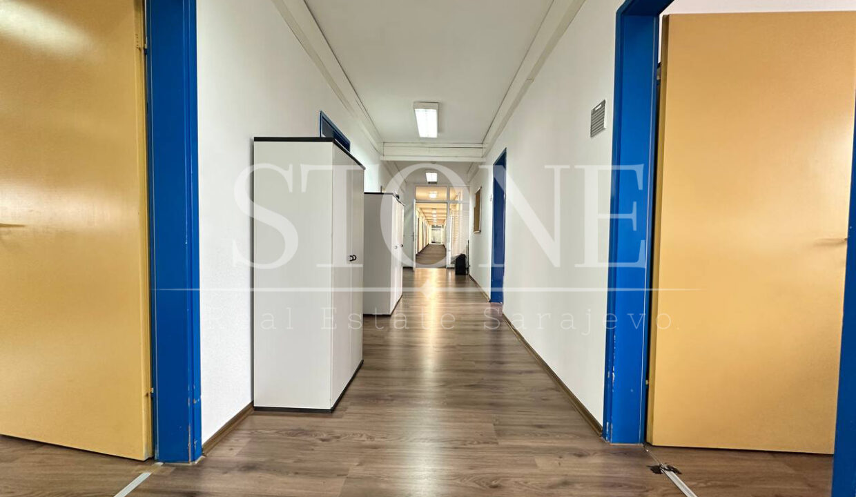 najam_kanerariski _prostor_grbavica_202m2_sarajevo_01