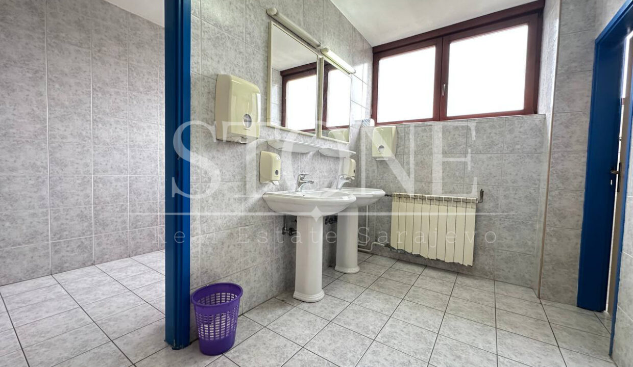 najam_kanerariski _prostor_grbavica_202m2_sarajevo_02