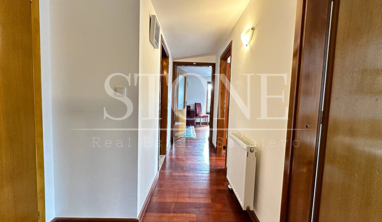 prodaja_apartman_bjelasnica_dvoetazi_121m2_babin do 18