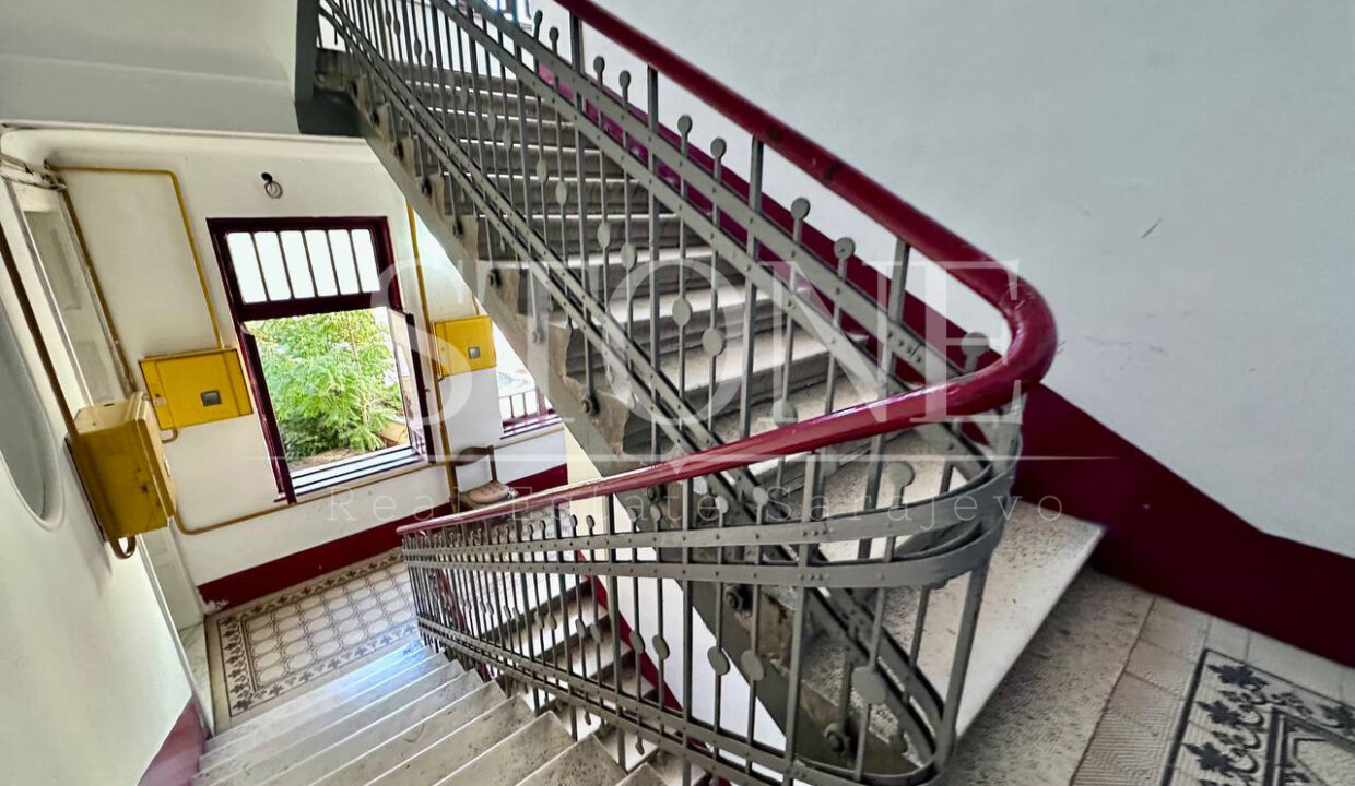 for_rent_three_bedrooms_apartment_najam_trosoban_stan_centar_sarajevo_02