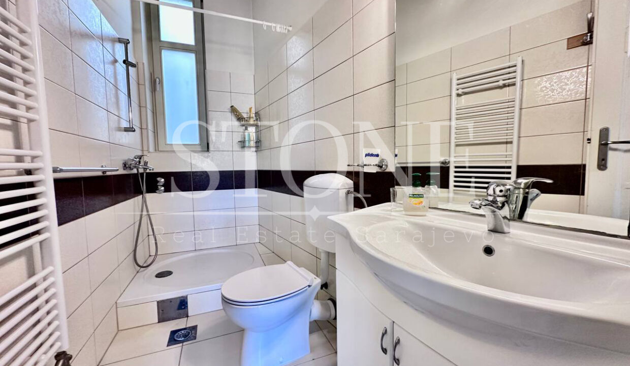for_rent_three_bedrooms_apartment_najam_trosoban_stan_centar_sarajevo_15